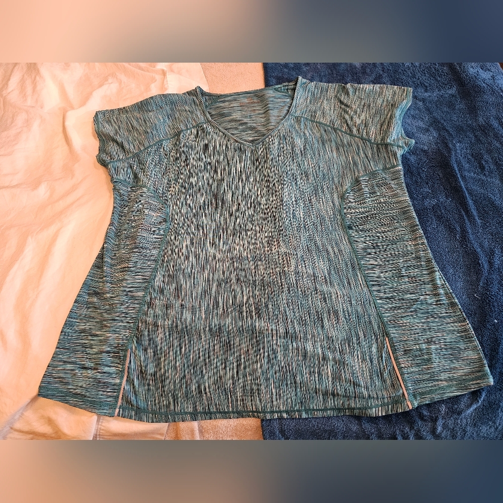 90 Degree By Reflex 2X Multi Color Stripes (Teal, White & Black)Short Sleeve Top